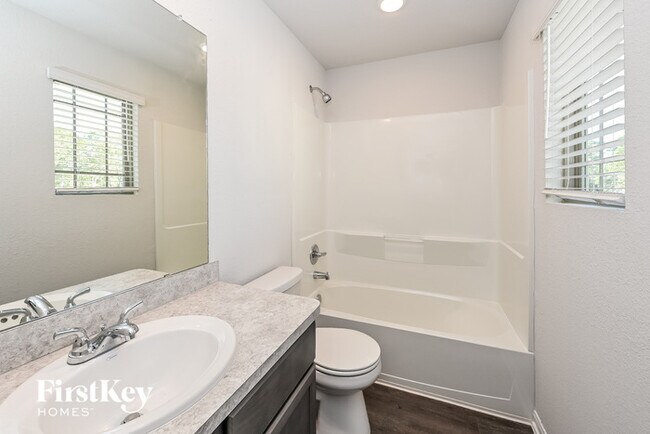 Building Photo - 25590 Roy Rogers Ct