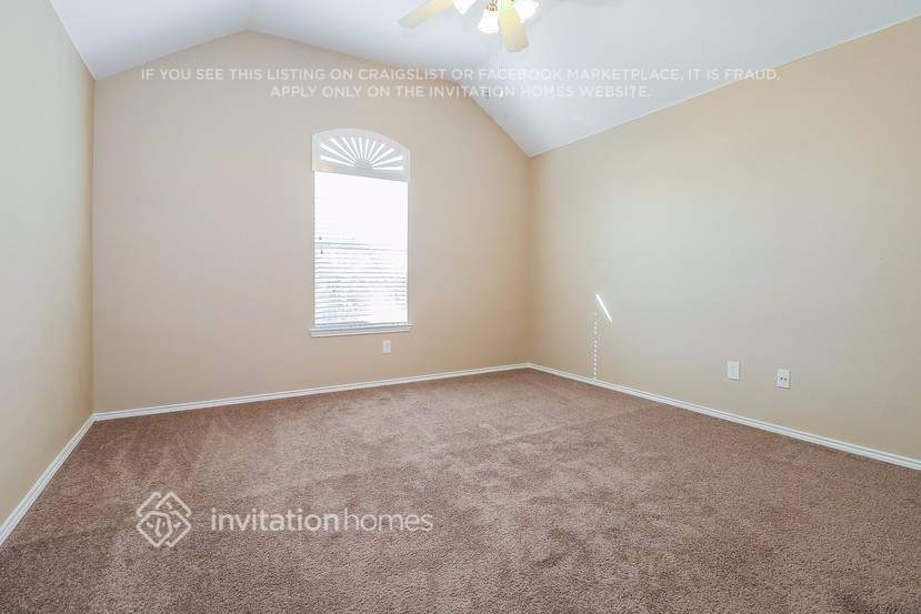 Building Photo - 1116 Melrose Dr