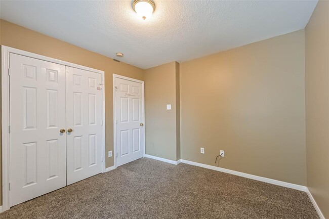 Building Photo - 4645 Knoxville St