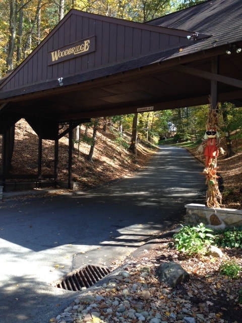 Building Photo - 304 Woodbridge Dr