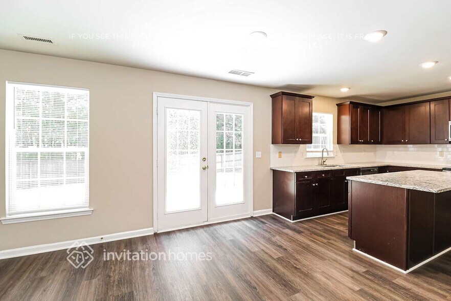 Building Photo - 1552 Summit Ridge Ln