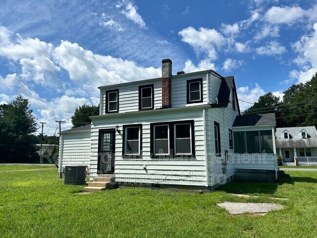 Building Photo - 1812 Gatewood Ave