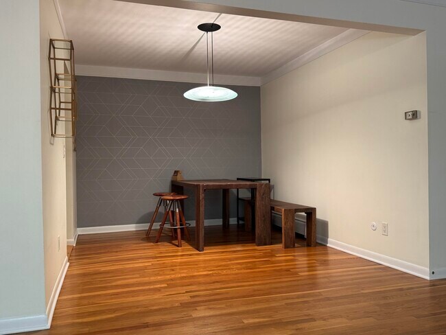Building Photo - 1249 Island Dr