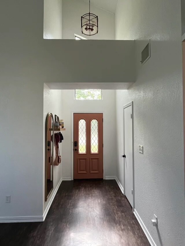 Building Photo - 2706 Hopewell Ct