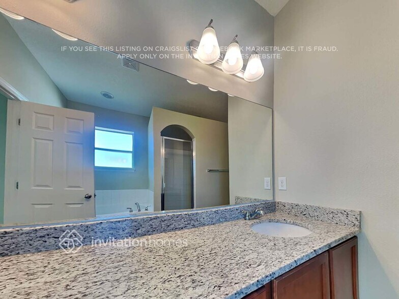 Building Photo - 5252 Krenson Woods Way