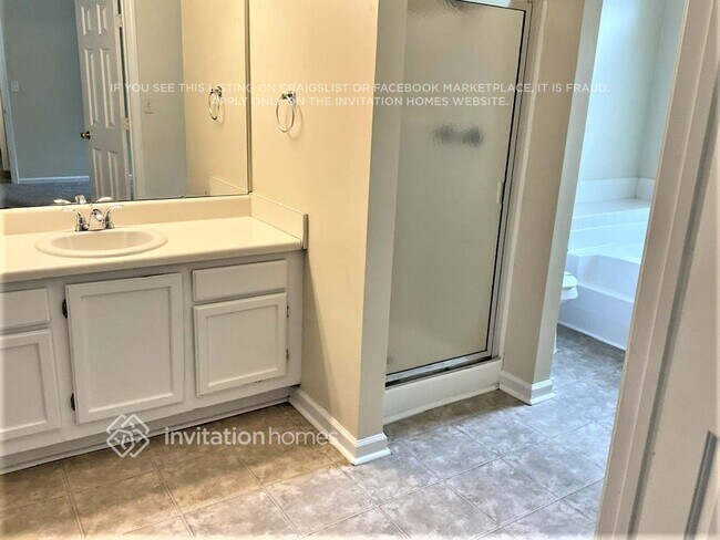 Building Photo - 100 Pepperwood Dr