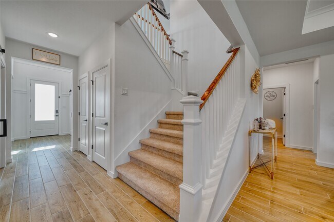 Building Photo - 12202 Old Fashion Cir