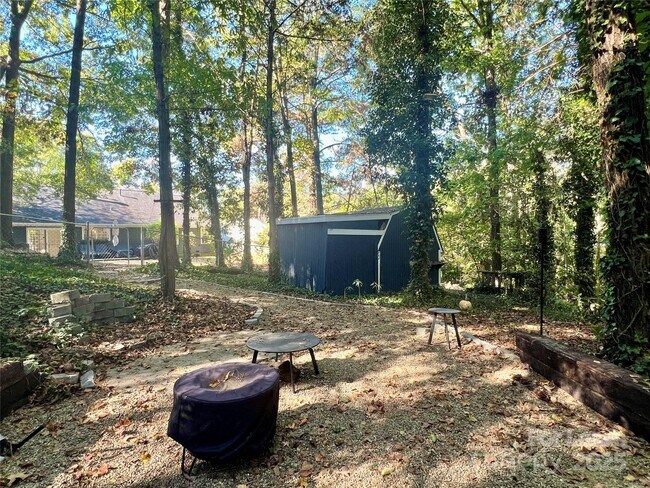 Building Photo - 12318 Delcorte Ln