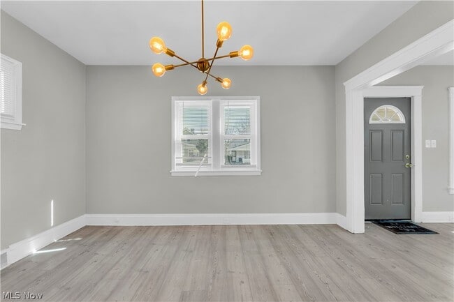 Building Photo - 4710 Birchwood Rd