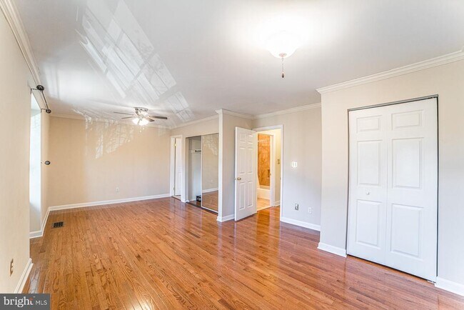 Building Photo - 3337 Contessa Ct