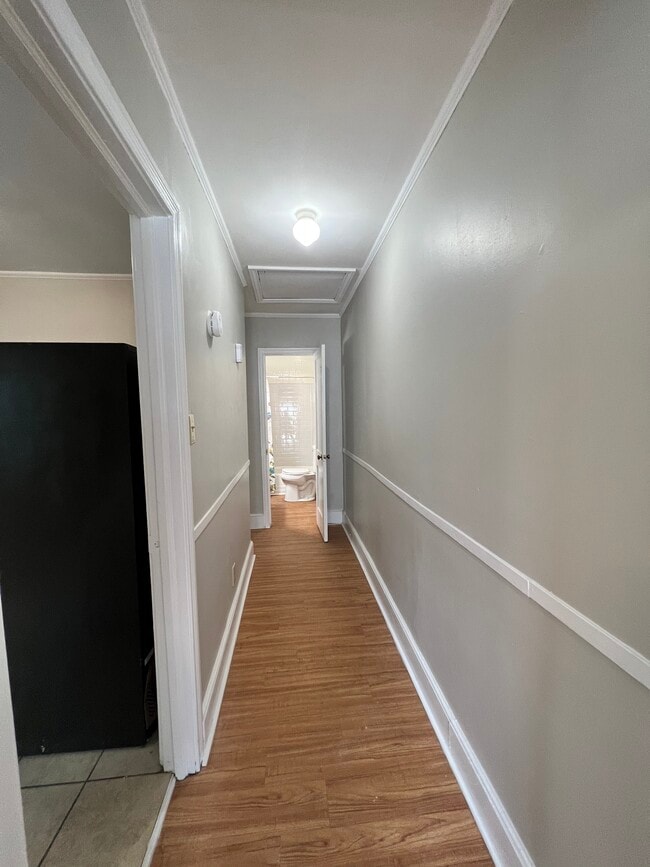 Building Photo - 130 Reid St