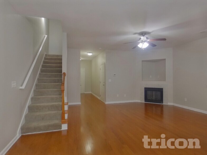 Building Photo - 231 White Mountain Pass