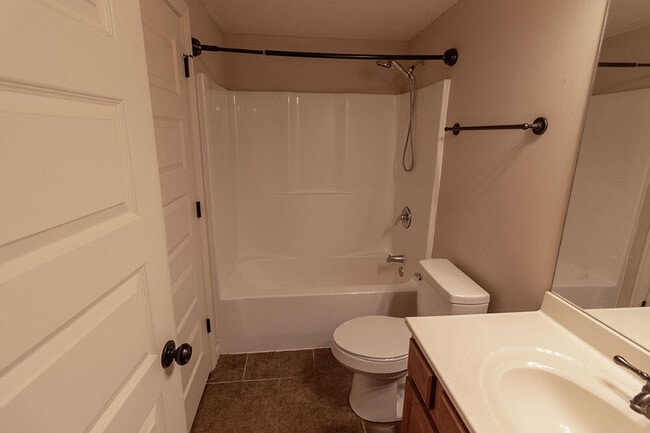 Building Photo - 4614 Dehaven Dr