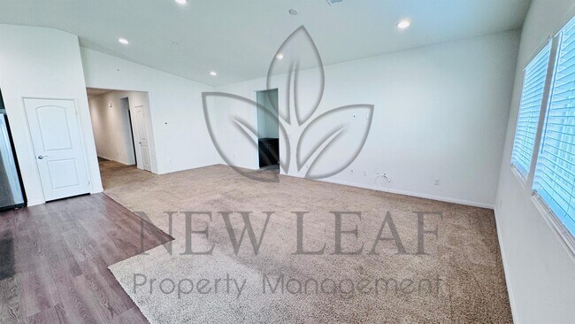 Building Photo - 10674 Appaloosa Ave