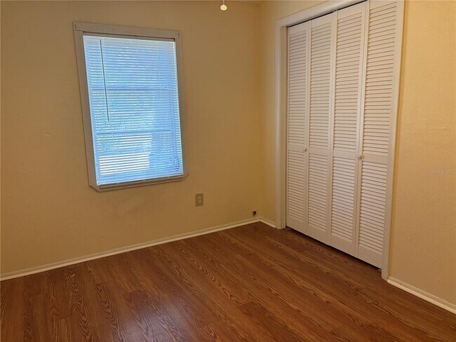 Building Photo - 128 2nd Ave SW