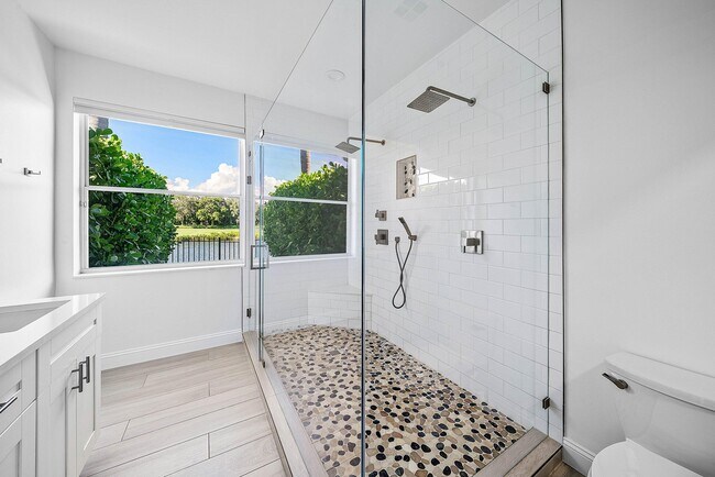 Building Photo - 5855 NW 42nd Way