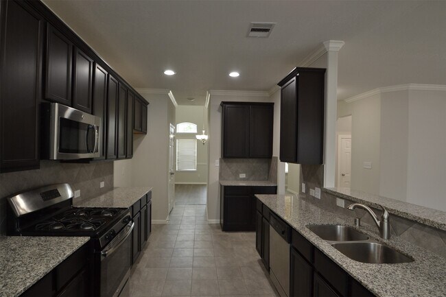 Building Photo - 15122 Glazed Branch Dr