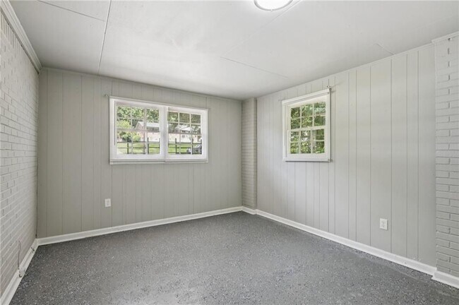 Building Photo - 3036 Will Rogers Pl SE