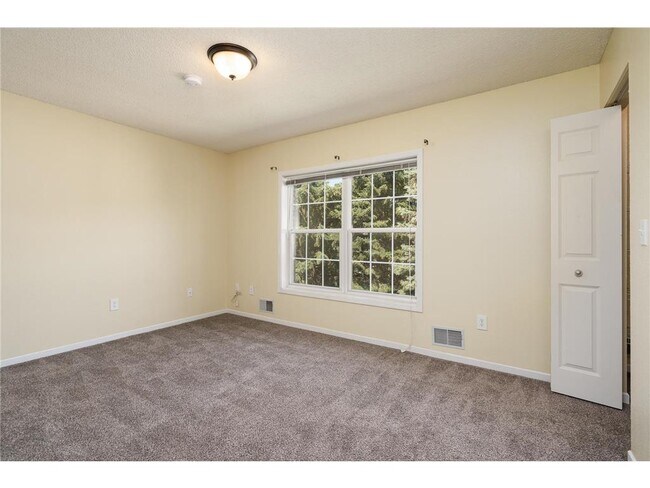 Building Photo - 6459 Regency Ln