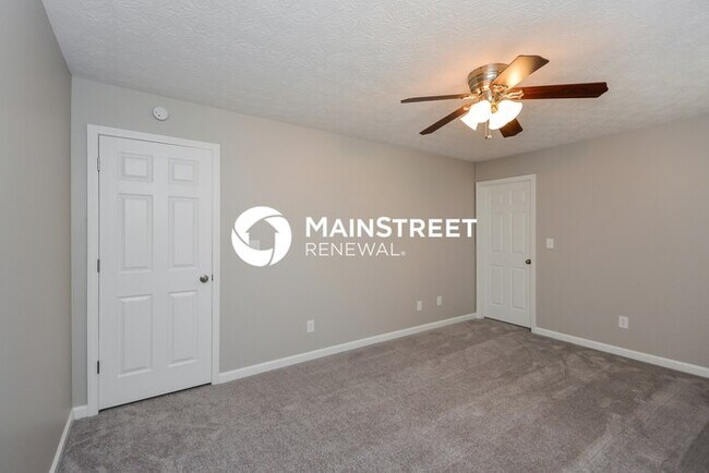 Building Photo - 4 Bedroom Pet-Friendly Home in Covington, GA with Main Street Renewal