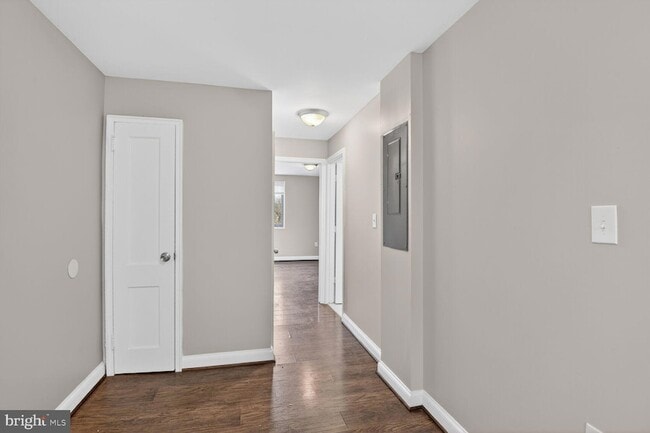 Building Photo - 4430 Martin Luther King Jr Ave SW