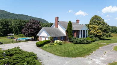 Building Photo - 84B N Undermountain Rd