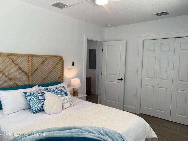 Building Photo - 710 Orange Blossom Dr