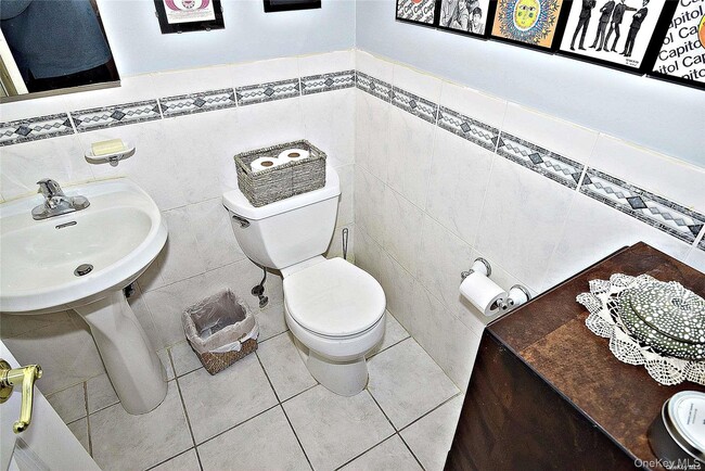 Building Photo - 1051 Oceanfront