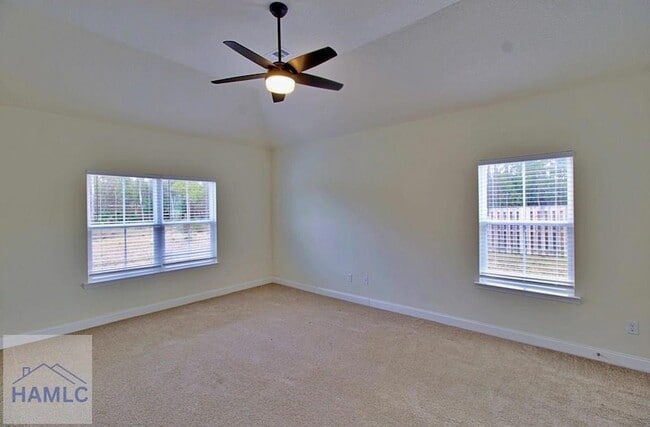 Building Photo - 805 Meloney Dr