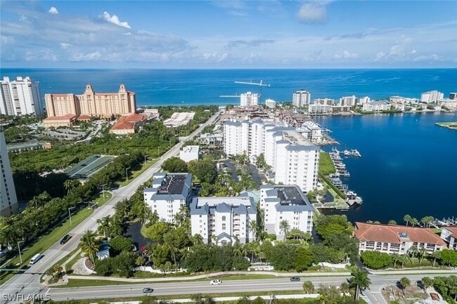 Building Photo - 410 Flagship Dr