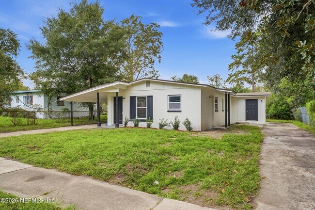 Building Photo - 4014 Spires Ave