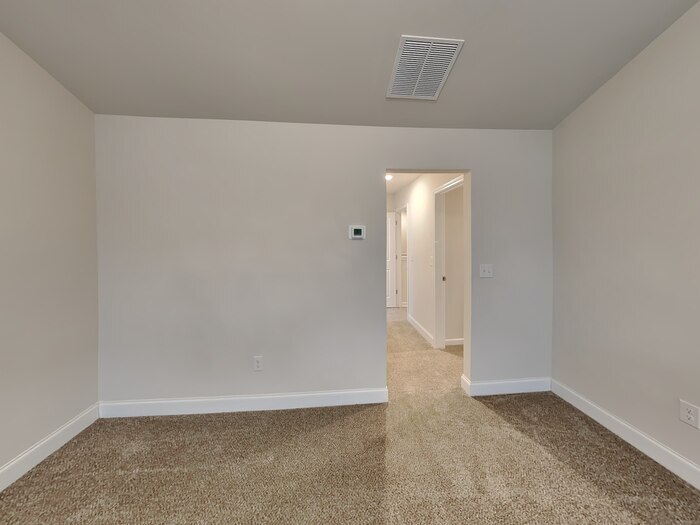 Building Photo - 116 Wayne Ln