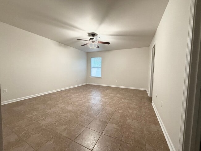 Building Photo - 15390 Eaglestone Dr