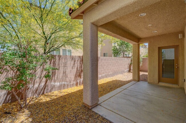 Building Photo - 10984 Sardinia Sands Dr