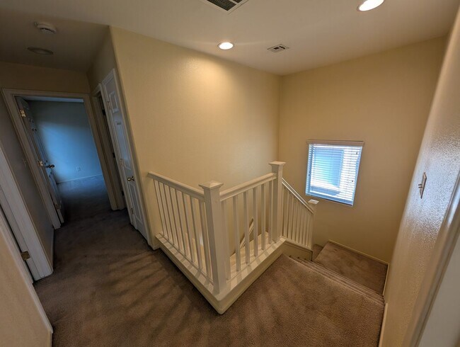 Building Photo - 9044 Partridge Hill St
