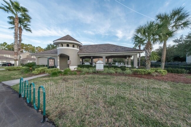 Building Photo - 807 Scrub Jay Dr