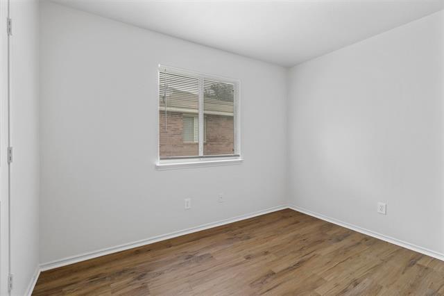 Building Photo - 2205 Lookout Ln