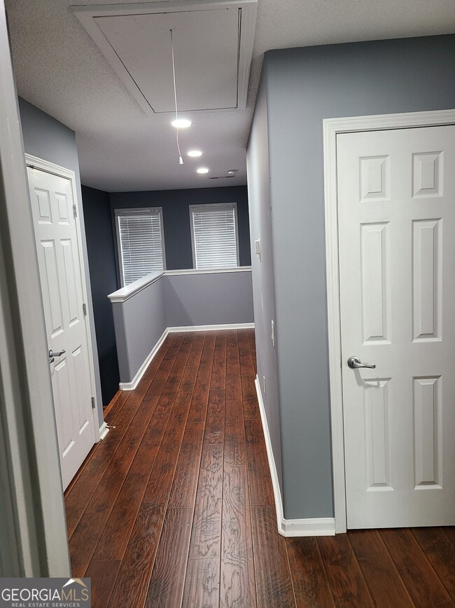 Building Photo - 3185 Glenloch Pl