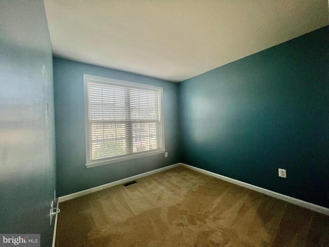 Building Photo - 1155 Carinoso Cir