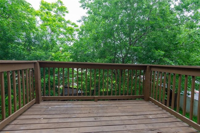 Building Photo - 1607 Onion Creek Village Dr