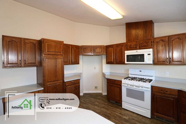 Building Photo - 19226 Snowburst Ct