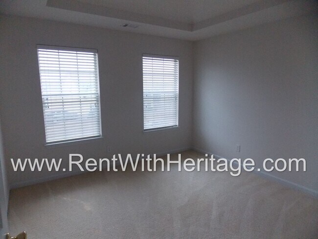 Building Photo - GORGEOUS 4 BEDROOM/2.5 BATH HOME!!!!................IN POPULAR VICKERS MILL SUBDIVISION.