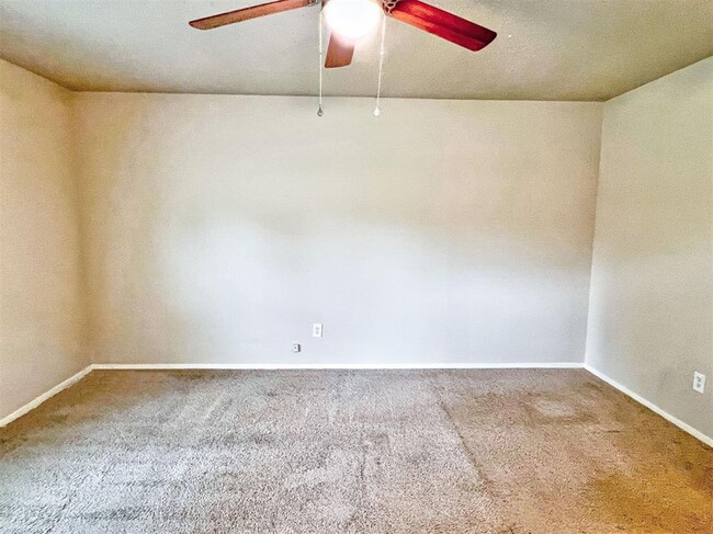 Building Photo - 3518 Almondwood Dr