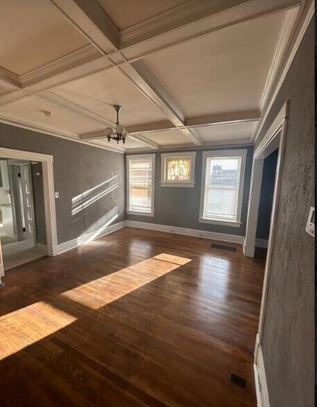 Building Photo - 4654 S Grand Blvd