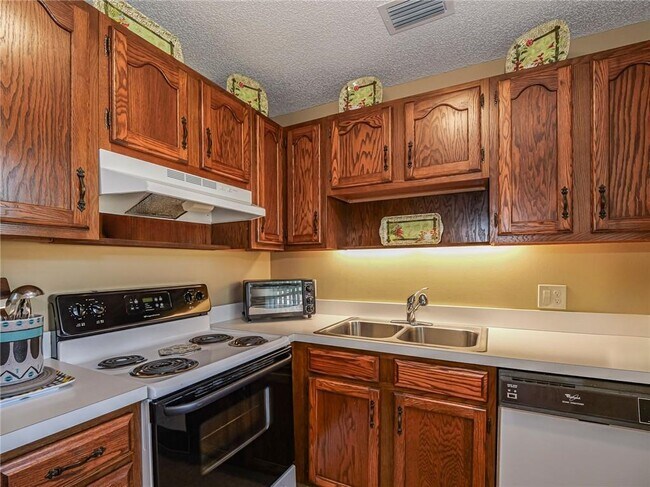 Building Photo - 35 Vis Gdns Trl