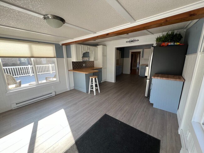 Building Photo - 3 Bedroom/2.5 Bathroom Home in Peoria for Lease