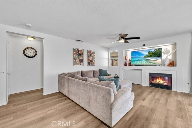 Building Photo - 13385 Knollwood Dr