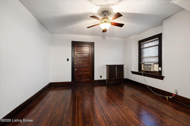 Building Photo - 1401 E Breckinridge St