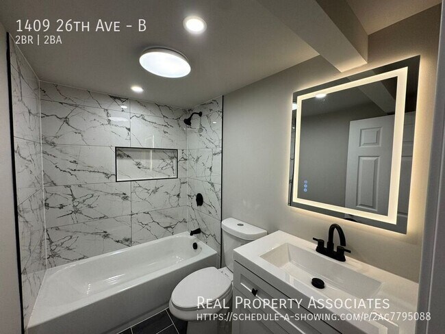 Building Photo - 1409 26th Ave