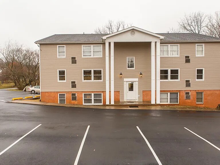 Building Photo - 620 Maryland Ave